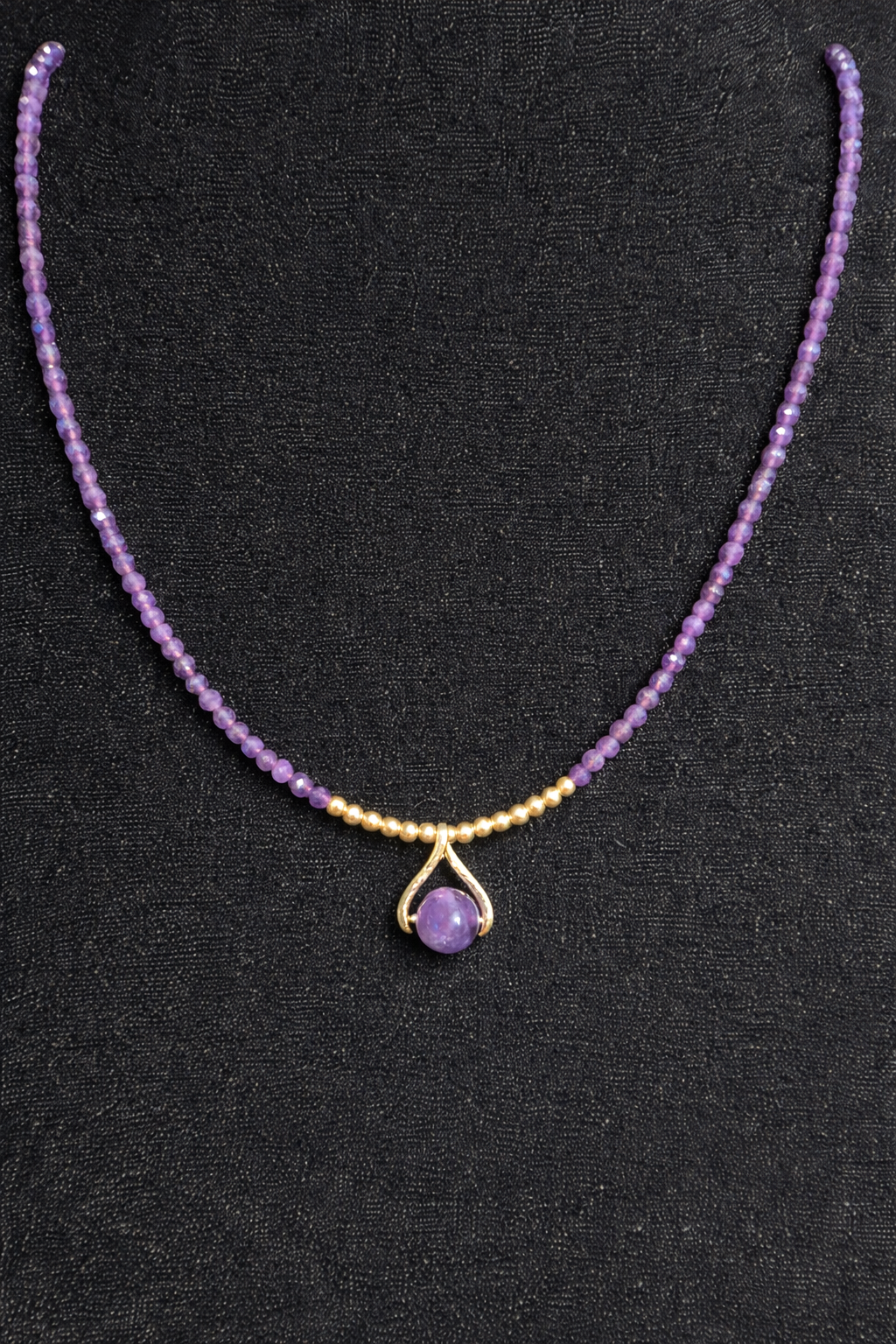 Collier Améthyste Fin – Élégance & Sérénit