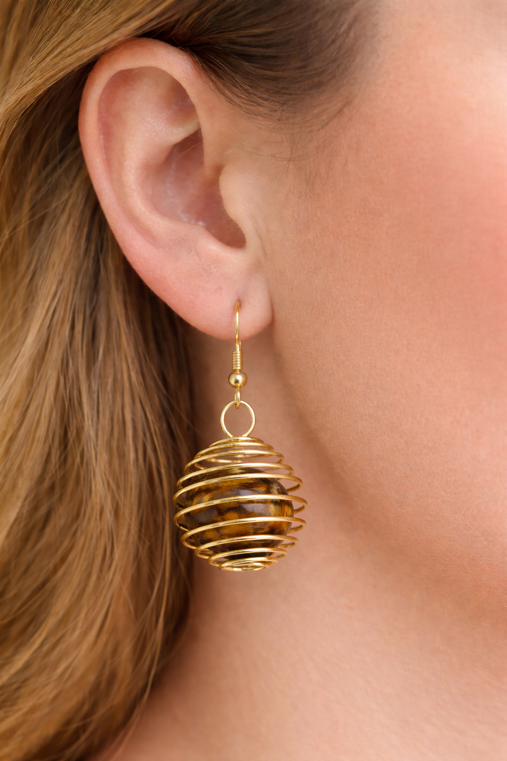 Boucles d’oreilles pierres naturelles en cage dorée – Améthyste, Quartz rose, Œil de tigre